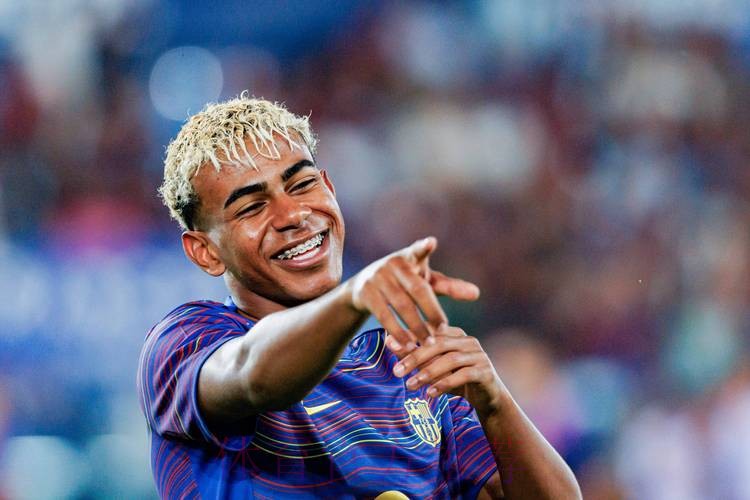 卡瓦哈尔:亚马尔要脚踏实地,没想伤害穆夏拉 卡瓦哈尔:亚马尔要脚踏实地,没想伤害穆夏拉